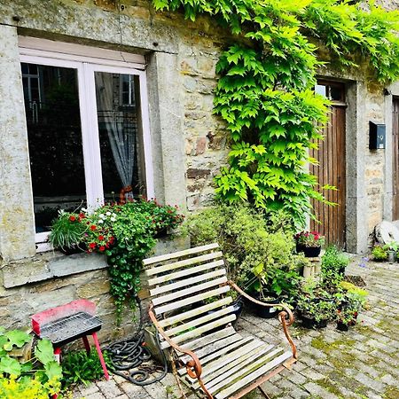 Sous Les Feuilles Redu Vila Exterior foto